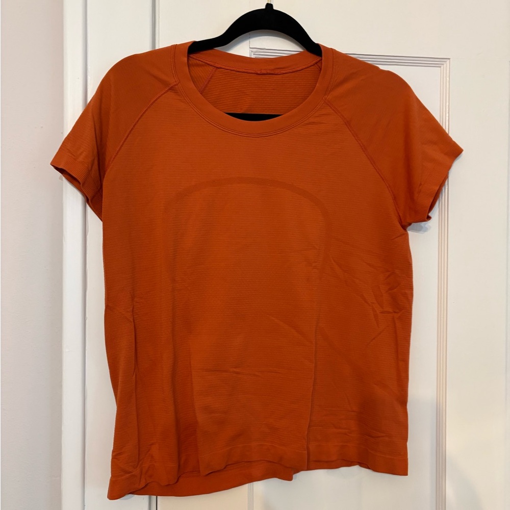 Lululemon Swiftly Tech short sleeve shirt 2.0 waist length